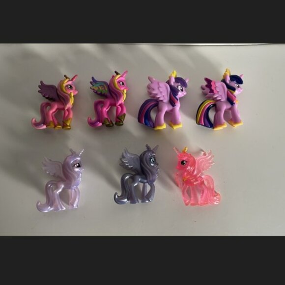 7 My Little Pony G4 Princess Luna Celestia Cadance Twilight Mini MLP Blind Bag - Picture 2 of 16